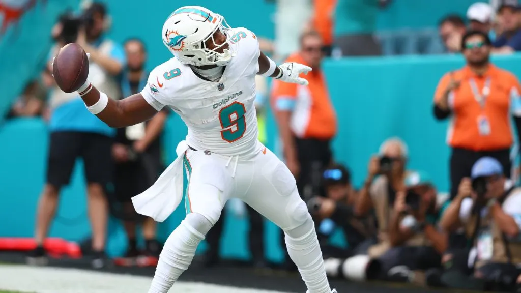 Jonnu Smith Miami Dolphins