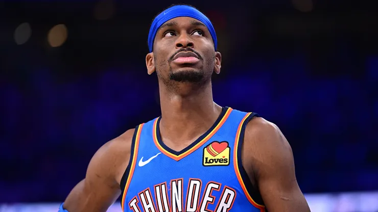 Shai Gilgeous-Alexander #2 of the Oklahoma City Thunder