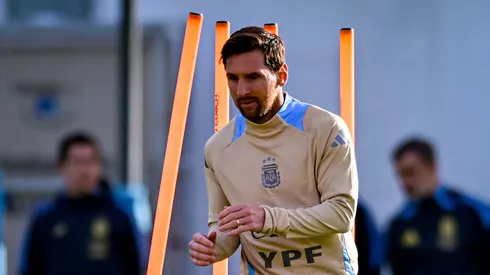 Lionel Messi training with Argentina