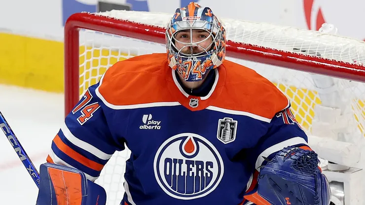 Stuart Skinner #74 of the Edmonton Oilers tends net against the Florida Panthers in Game One of the 2025 Stanley Cup Final at Rogers Place on June 04, 2025 in Edmonton, Alberta, Canada.