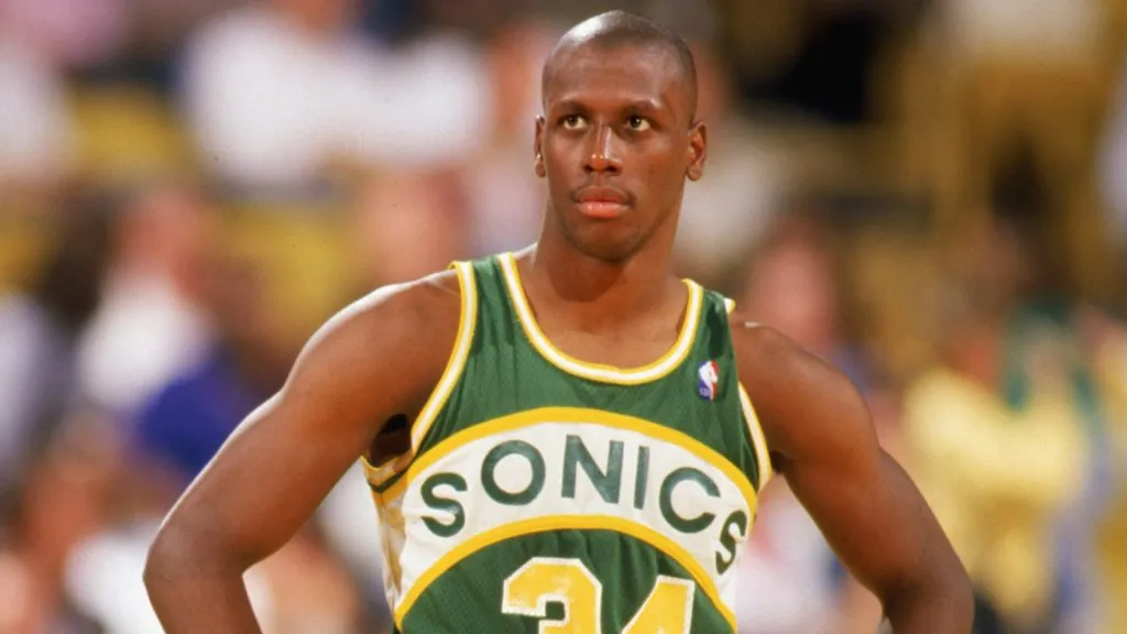 Xavier McDaniel #34 of the Seattle Supersonics looks on during a game in the 1989-1990 NBA season. (Source: Rick Stewart/Getty Images)
