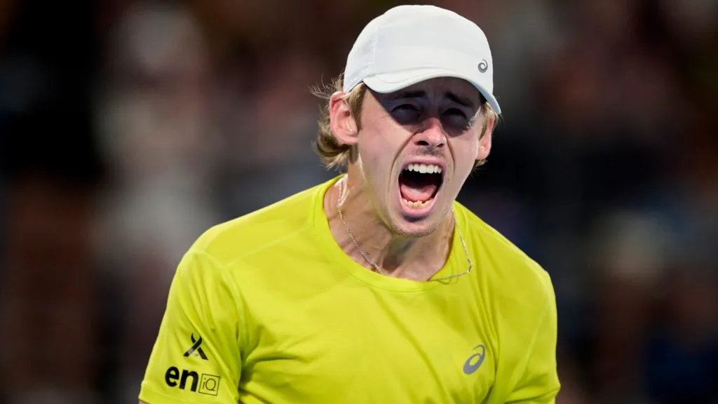 Alex De Minaur of Australia celebrates winning the second set the semi-final match against Alexander Zverev of Germany during the 2024 United Cup. (Source: Brett Hemmings/Getty Images)