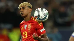 Lamine Yamal of Spain prepares to take his sides penalty during the UEFA Nations League 2025 semifinal match between Spain and France at Stuttgart Arena on June 05, 2025 in Stuttgart, Germany.