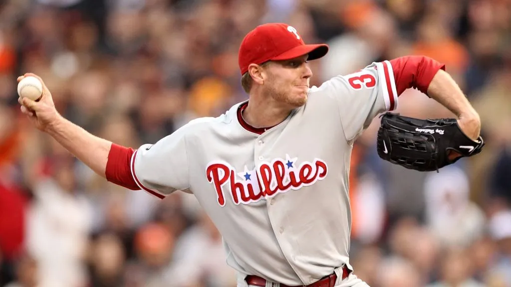 SAN FRANCISCO – OCTOBER 21:  Roy Halladay #34 of the Philadelphia Phillies throws a pitch against the San Francisco Giants in Game Five of the NLCS during the 2010 MLB Playoffs at AT&amp;T Park on October 21, 2010 in San Francisco, California.  (Photo by Ezra Shaw/Getty Images)