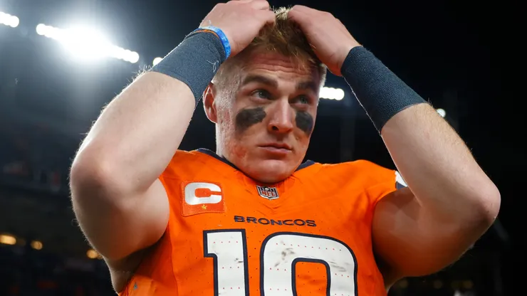 Bo Nix #10 of the Denver Broncos