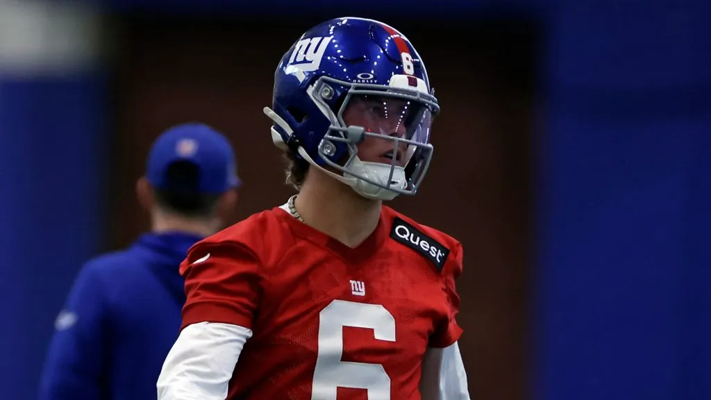 Jaxson Dart training