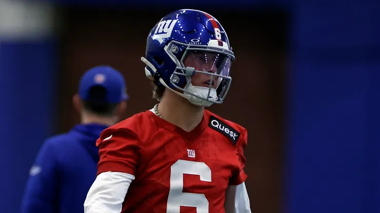 Jaxson Dart #6 of the New York Giants during rookie minicamp at NY Giants Quest Diagnostics Training Center on May 09, 2025 in East Rutherford, New Jersey.