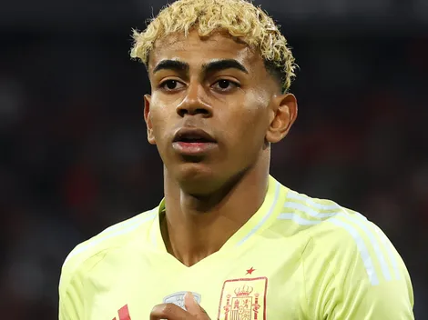 Barcelona coach Hansi Flick takes a shot at Spain national team over Lamine Yamal's injury