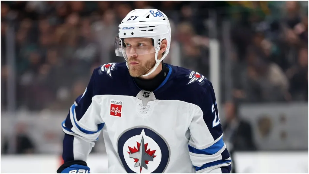Nikolaj Ehlers #27 of the Winnipeg Jets looks on during the third period of a game against the Anaheim Ducks at Honda Center on December 18, 2024 in Anaheim, California.