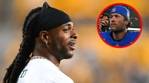 Davante Adams #17 of the New York Jets warms up prior to the game against the Pittsburgh Steelers at Acrisure Stadium on October 20, 2024 in Pittsburgh, Pennsylvania.