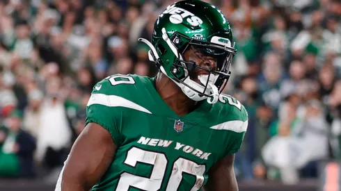 Breece Hall #20 of the New York Jets.