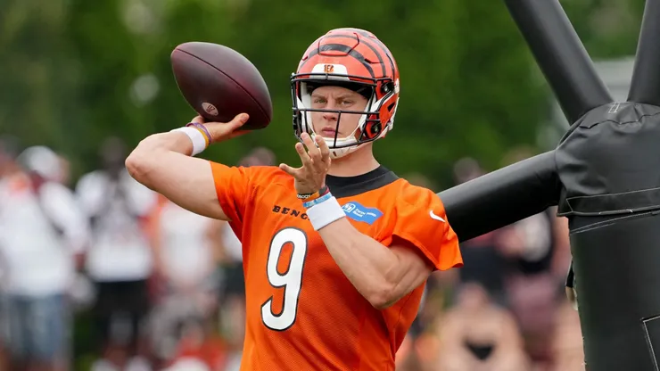 Joe Burrow #9 of the Cincinnati Bengals participates in a drill during training camp at Kettering Health Practice Fields on July 26, 2023 in Cincinnati, Ohio.