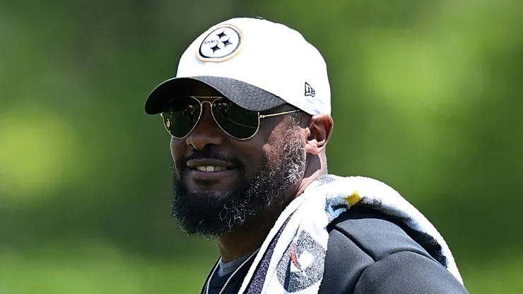 Mike Tomlin head coach of the Pittsburgh Steelers