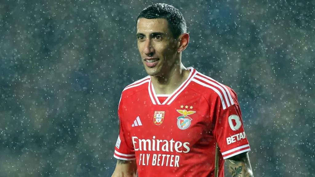 Angel Di Maria of SL Benfica looks on during the UEFA Europa League 2023/24 round of 16 second leg match between Rangers FC and SL Benfica at Ibrox Stadium on March 14, 2024. (Source: Ian MacNicol/Getty Images)