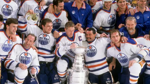 Wayne Gretzky and the rest of the Edmonton Oilers team after winning the Stanley Cup in 1988.