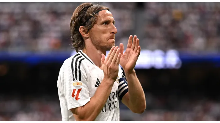Luka Modric of Real Madrid applauds the fans during the LaLiga match between Real Madrid CF and Real Sociedad at Estadio Santiago Bernabeu on May 24, 2025 in Madrid, Spain.