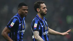 Hakan Calhanoglu and Denzel Dumfries of Inter Milan