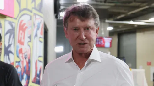 Wayne Gretzky arrives for the game between the Florida Panthers and the Edmonton Oilers in Game Three of the 2025 Stanley Cup Final at Amerant Bank Arena on June 09, 2025 in Sunrise, Florida.