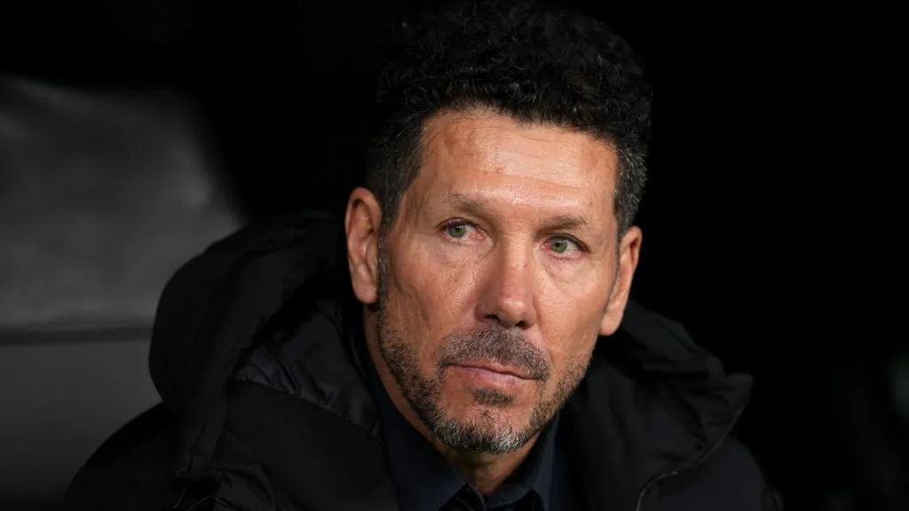 Diego Simeone looks on prior to the UEFA Champions League 2024/25 Round of 16 first leg match between Real Madrid C.F. and Atletico de Madrid. (Source: Aitor Alcalde/Getty Images)