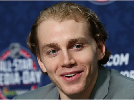 McLellan, Red Wings have reportedly taken wrong approach with Kane amid years of playoff drought