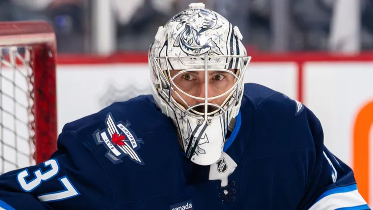 NHL News: Former Blackhawks captain, 3x Stanley Cup champion, returns to NHL to sign with hometown Jets
