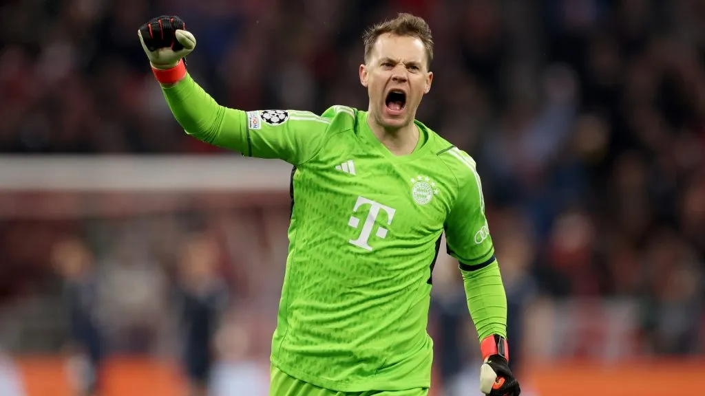 Manuel Neuer of FC Bayern München celebrates the second team goal during the UEFA Champions League 2023/24 round of 16 second leg match in 2024. (Source: Alexander Hassenstein/Getty Images)