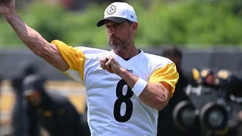 Aaron Rodgers #8 of the Pittsburgh Steelers in action during Minicamp at UPMC Rooney Sports Complex on June 12, 2025 in Pittsburgh, Pennsylvania