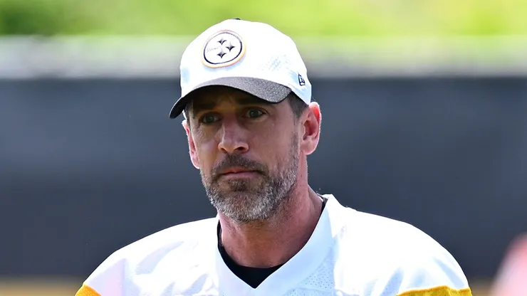 Aaron Rodgers quarterback of the Pittsburgh Steelers
