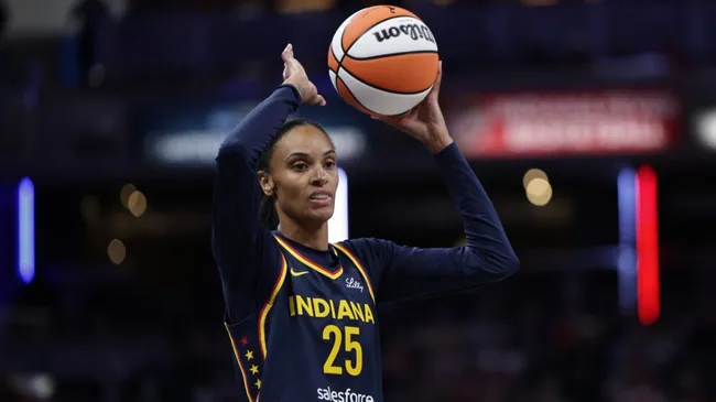 DeWanna Bonner of Indiana Fever passes the ball (Geoff Stellfox/Getty Images)