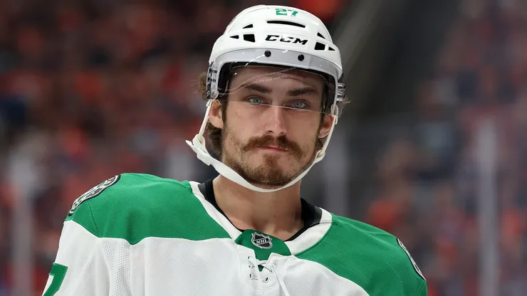 Mason Marchment during a 2025 playoff game with Dallas, now preparing for a fresh chapter with the Seattle Kraken.