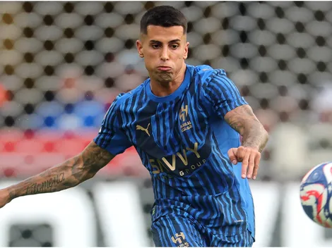 Video: Al Hilal's Joao Cancelo, Ruben Neves brought to tears during moment of silence for Diogo Jota tragedy