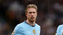 Kevin De Bruyne of Manchester City is substituted on during the Premier League match between Fulham FC and Manchester City FC