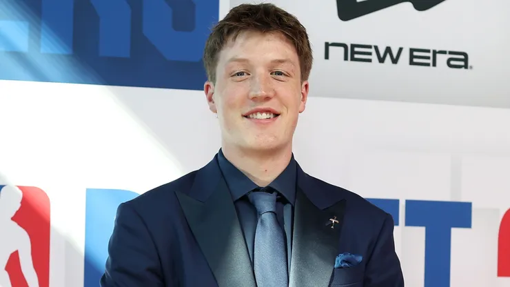 Kon Knueppel poses on the red carpet prior to the 2025 NBA Draft - Round One at Barclays Center on June 25, 2025.
