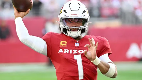 Kyler Murray #1 of the Arizona Cardinals warms up before the game against the San Francisco 49ers at State Farm Stadium on January 05, 2025 in Glendale, Arizona