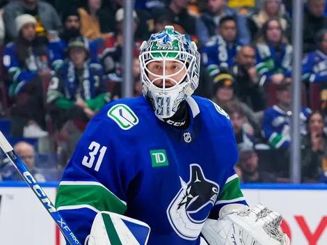 Flyers reportedly eye Canucks goalie as goaltending market narrows ahead of free agency