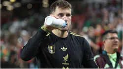 Santiago Gimenez of Mexico