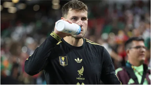 Santiago Gimenez of Mexico