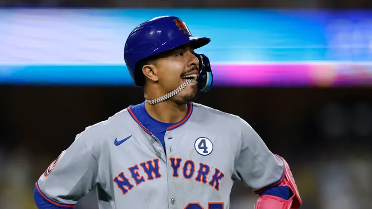Mark Vientos #27 of the New York Mets reacts to an injury during a 4-3 Mets win over the Los Angeles Dodgers at Dodger Stadium on June 02, 2025 in Los Angeles, California.