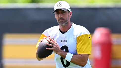 Aaron Rodgers #8 of the Pittsburgh Steelers.