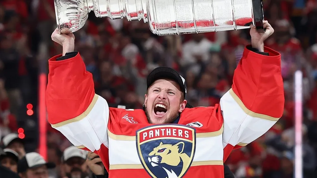 Vitek Vanecek of the Florida Panthers