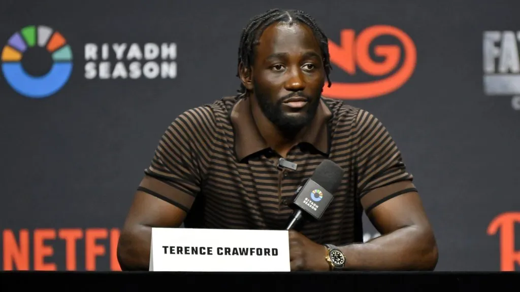 Terence Crawford will challenge Canelo Alvarez
