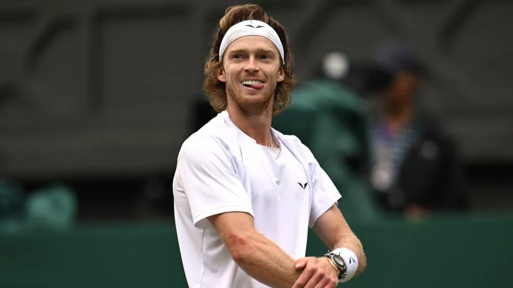 Andrey Rublev reacts against Novak Djokovic of Serbia in the Men’s Singles Quarter Final match during day nine of The Championships Wimbledon 2023. (Source: Shaun Botterill/Getty Images)