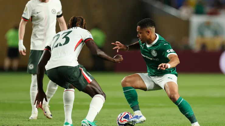 Vitor Roque #9 of Palmeiras is challenged by Trevoh Chalobah #23 of Chelsea