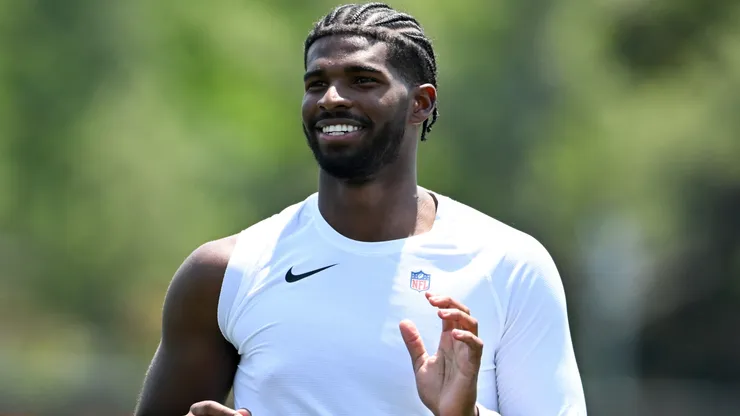 Shedeur Sanders #12 of the Cleveland Browns runs a drill after Cleveland Browns mandatory minicamp at CrossCountry Mortgage Campus on June 11, 2025 in Berea, Ohio.