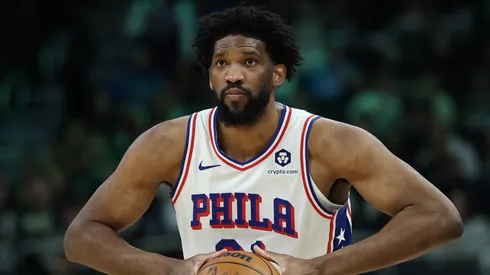 Joel Embiid #21 of the Philadelphia 76ers looks to pass during a game against the Milwaukee Bucks at Fiserv Forum on February 09, 2025 in Milwaukee, Wisconsin.