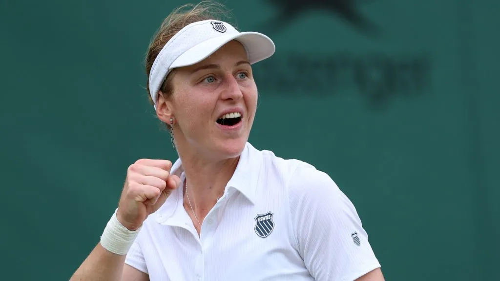 Liudmila Samsonova celebrates against Daria Kasatkina of Australia during the Ladies’ Singles third round match on day six of The Championships Wimbledon 2025. (Source: Dan Istitene/Getty Images)