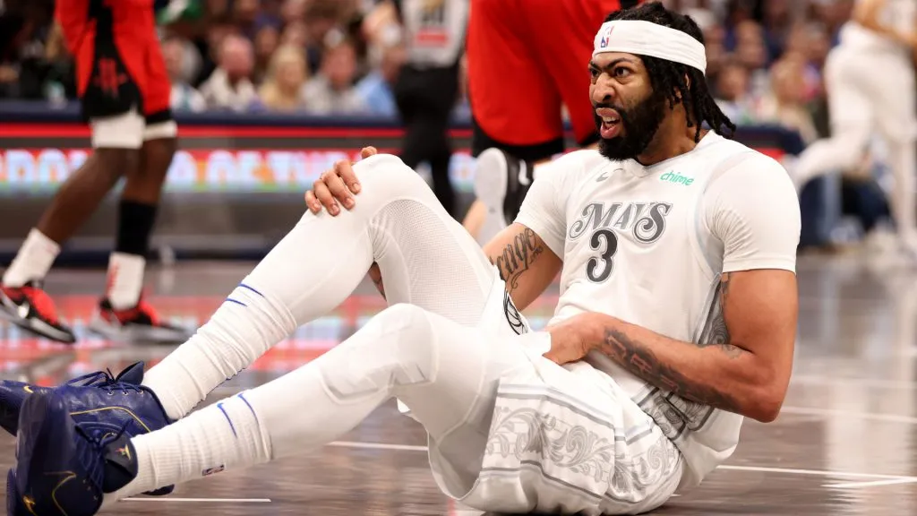 Anthony Davis #3 of the Dallas Mavericks reacts after an injury in the game against the Houston Rockets at American Airlines Center. (Tim Heitman/Getty Images)