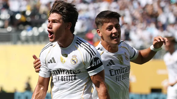 Fran Garcia #20 of Real Madrid C. F. celebrates scoring his team's second goal during the FIFA Club World Cup 2025