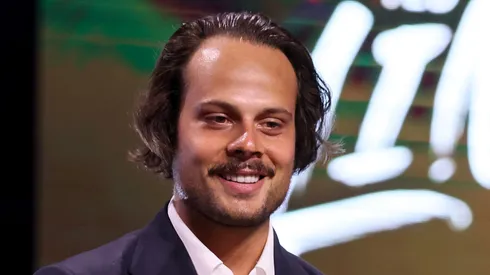 Auston Matthews of the Toronto Maple Leafs smiles after being awarded the Ted Lindsay Award for the most outstanding player during the 2022 NHL Awards at Armature Works on June 21, 2022 in Tampa, Florida.