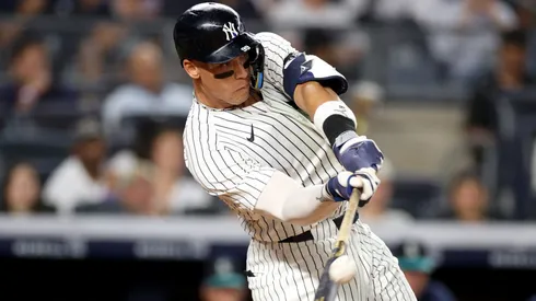 Aaron Judge #99 of the New York Yankees connects for his seventh inning solo home run against the Seattle Mariners at Yankee Stadium on July 08, 2025 in New York City.